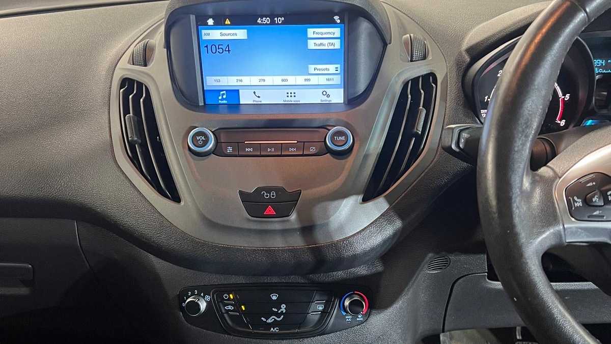 Used Ford Transit Courier 2020 for sale - 77577409: Photo 25