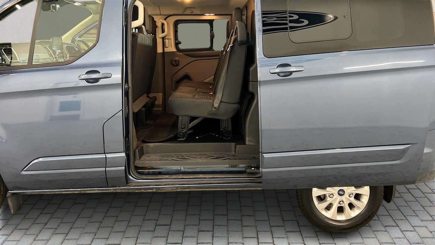 Used Ford Transit Custom 2022 for sale - 77885931: Photo 2