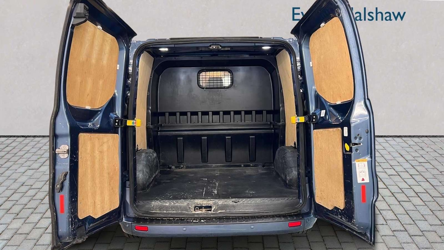 Used Ford Transit Custom 2022 for sale - 77885931: Photo 4