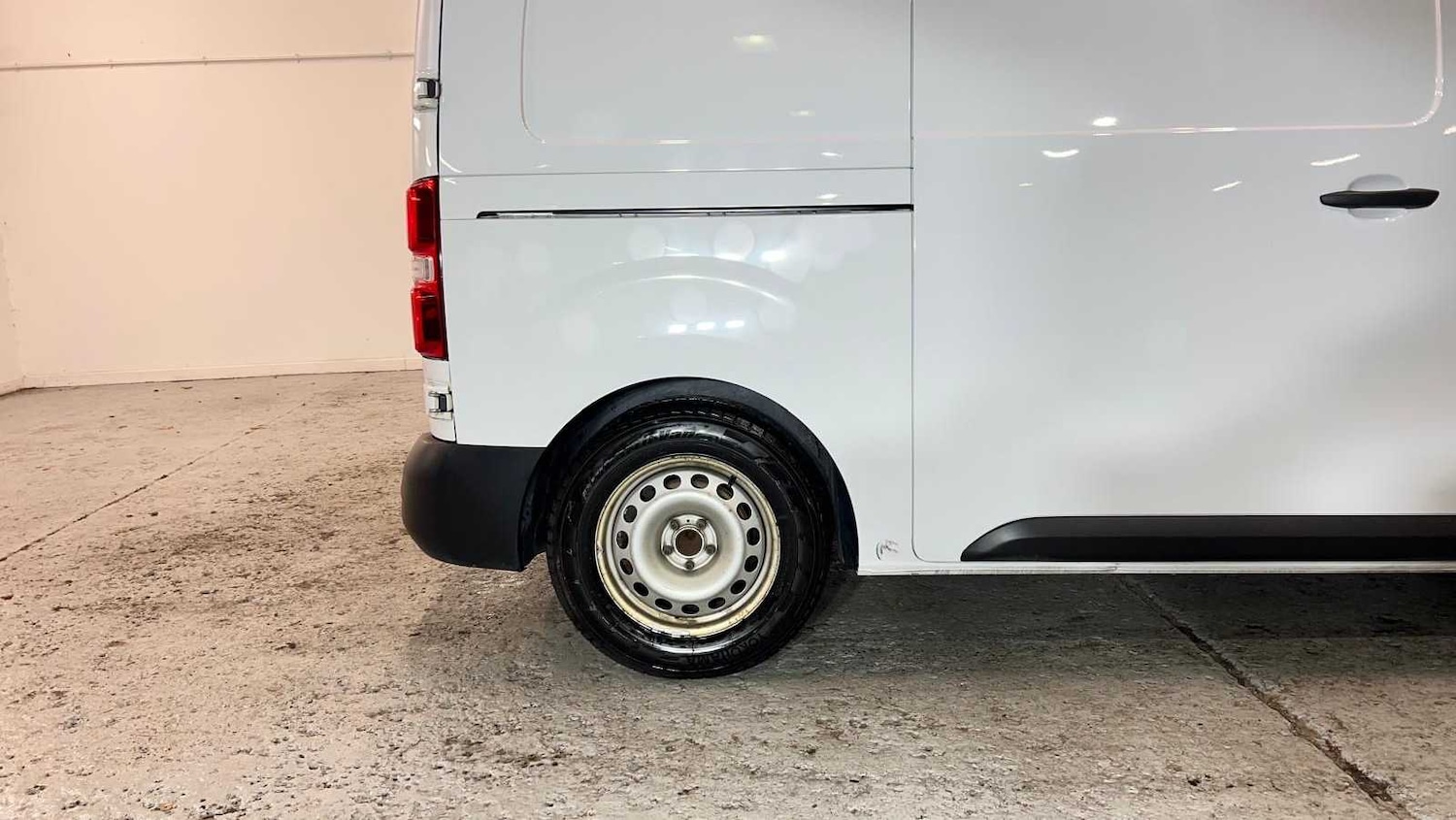 Used Citroen Dispatch 2022 for sale - 76978756: Photo 17