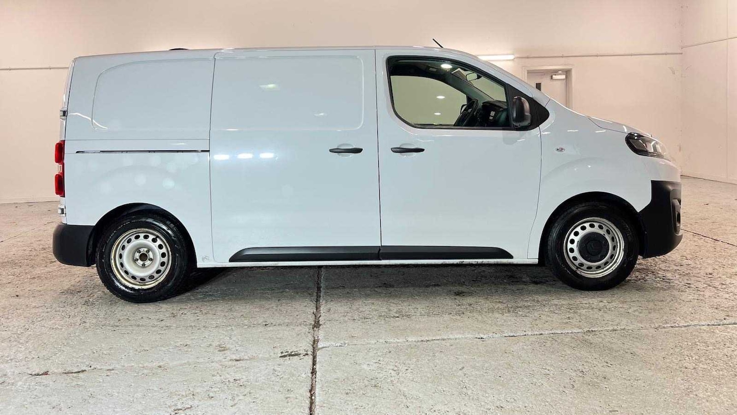 Used Citroen Dispatch 2022 for sale - 76978756: Photo 4