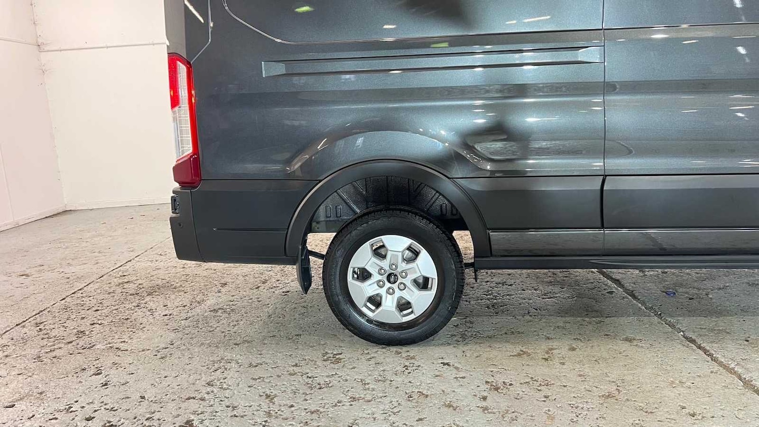 Used Ford Transit 2024 for sale - 77628167: Photo 21