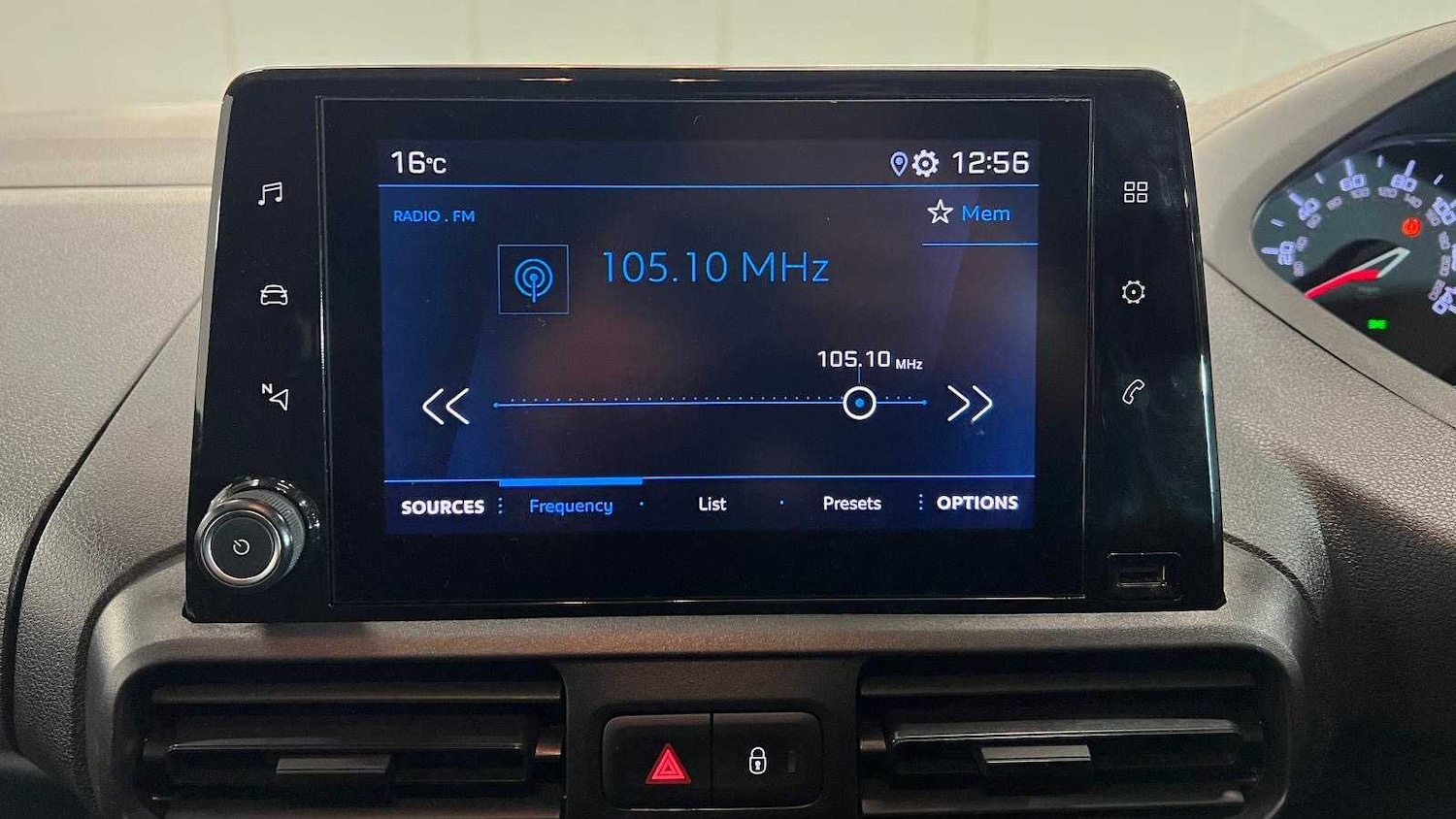 Used Peugeot Partner 2021 for sale - 77553082: Photo 22