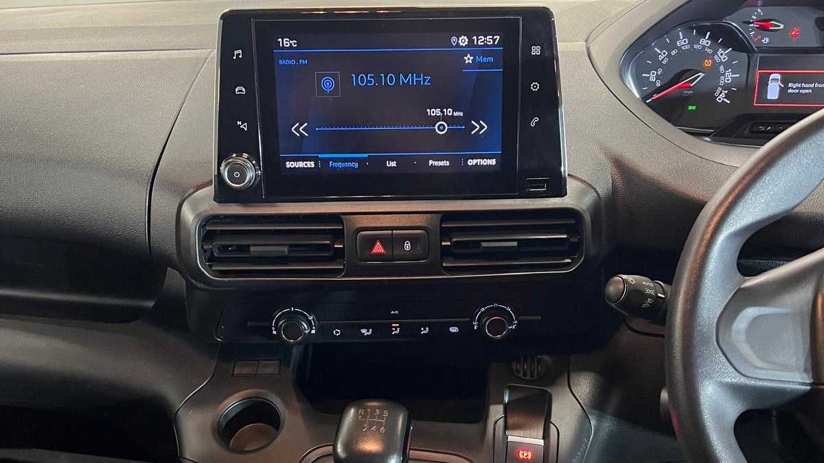 Used Peugeot Partner 2021 for sale - 77553082: Photo 26