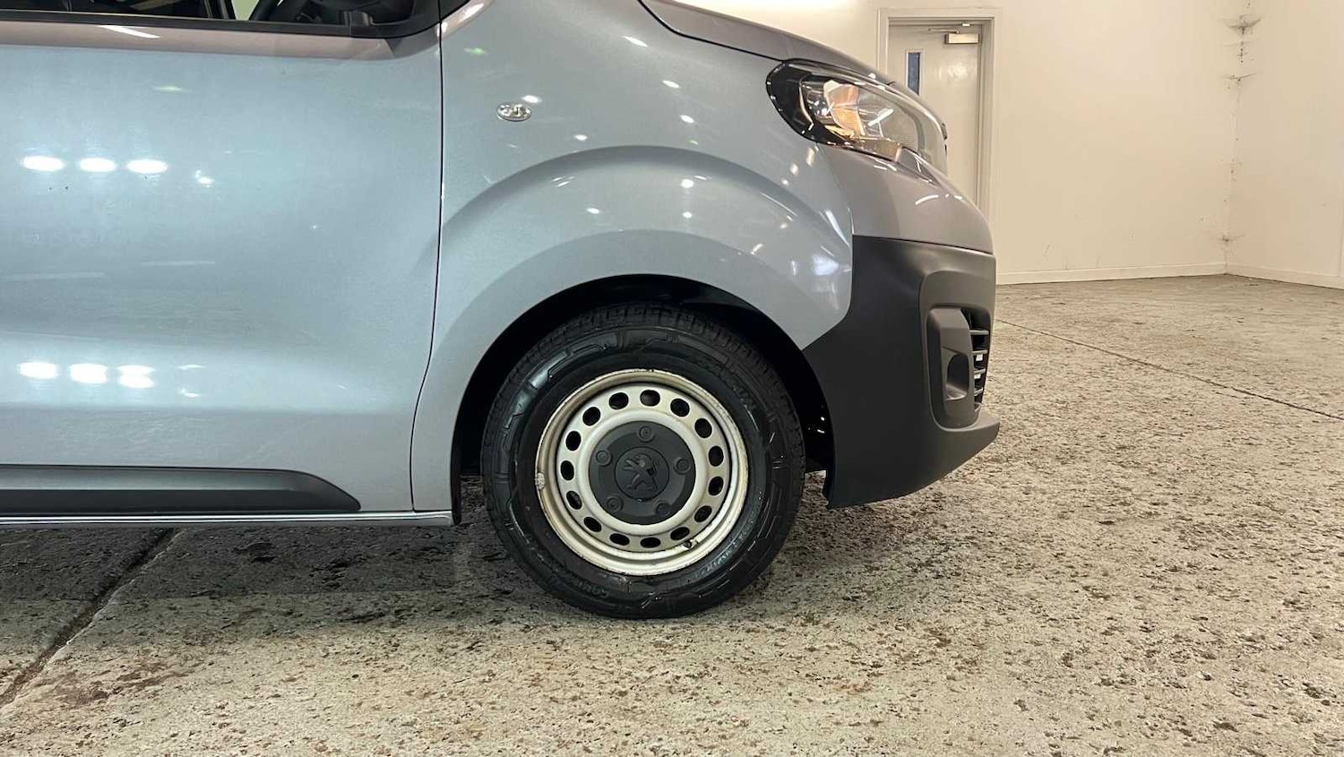 Used Peugeot Expert 2023 for sale - 76515511: Photo 16