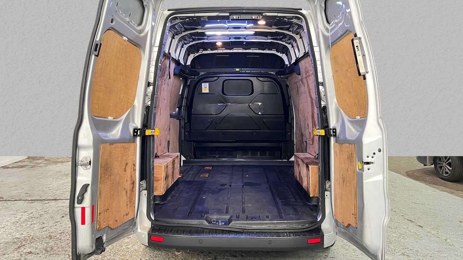 Used Ford Transit Custom 2019 for sale - 76746126: Photo 9