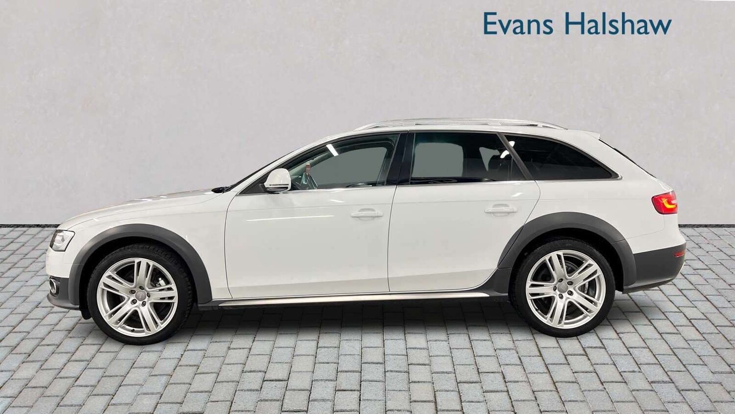 Used Audi A4 Allroad 2015 for sale - 77648872: Photo 10