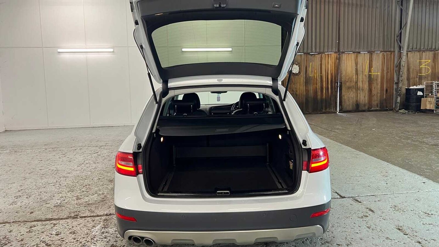 Used Audi A4 Allroad 2015 for sale - 77648872: Photo 7