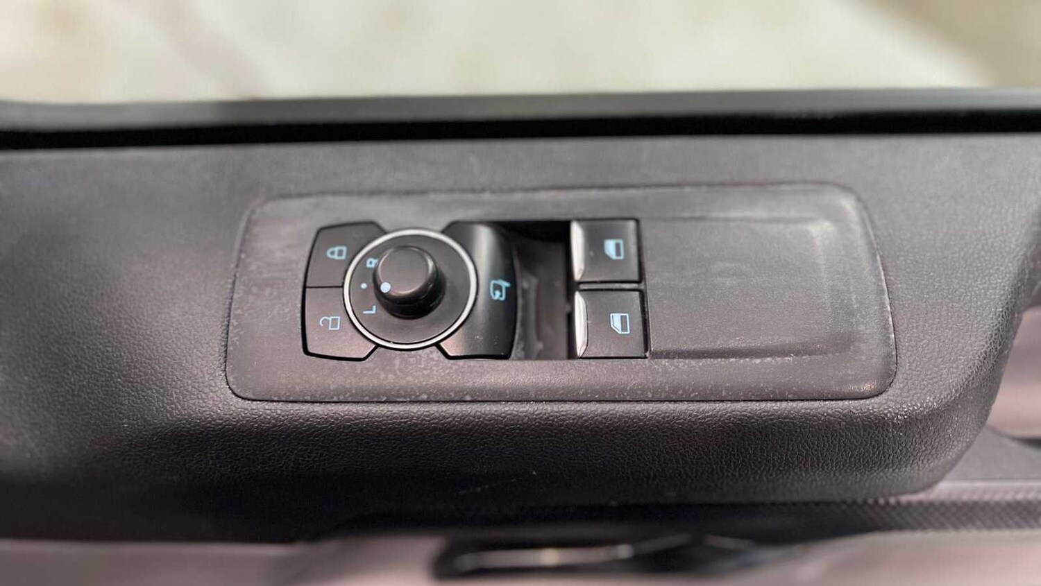 Used Ford Transit Custom 2024 for sale - 77257409: Photo 21