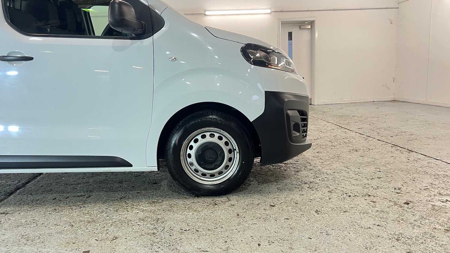 Used Citroen Dispatch 2023 for sale - 76553144: Photo 17