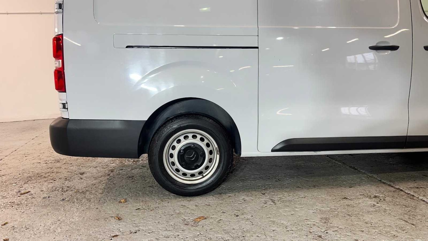 Used Citroen Dispatch 2023 for sale - 76553144: Photo 18