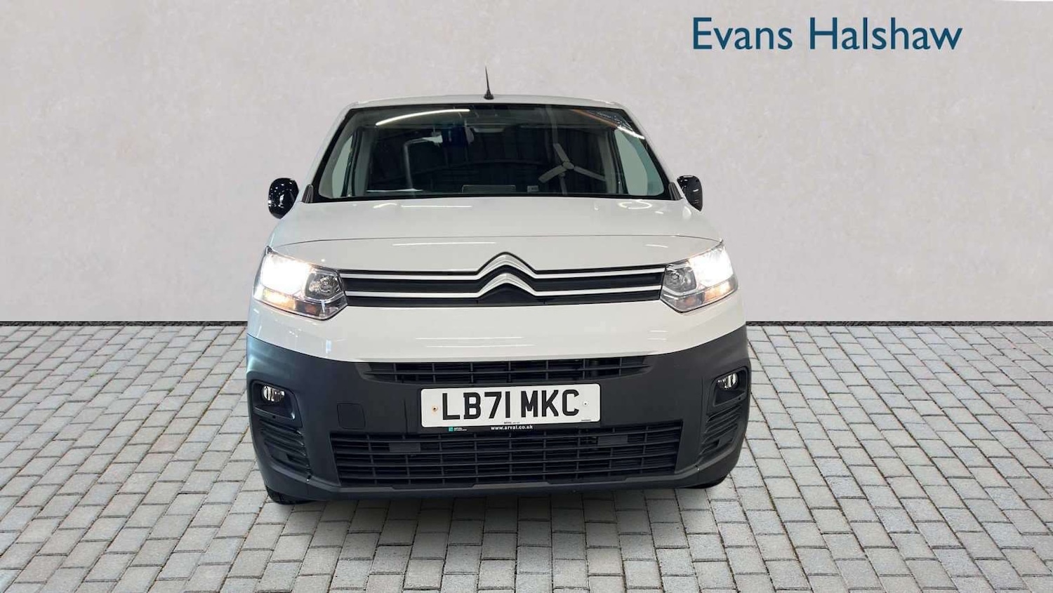 Used Citroen Berlingo 2021 for sale - 77827528: Photo 2