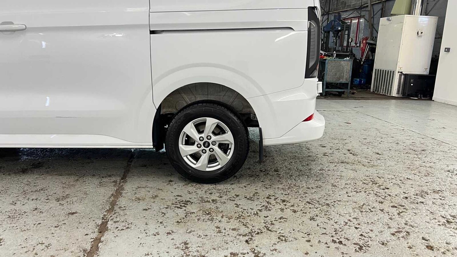 Used Ford Transit Custom 2024 for sale - 77842491: Photo 16