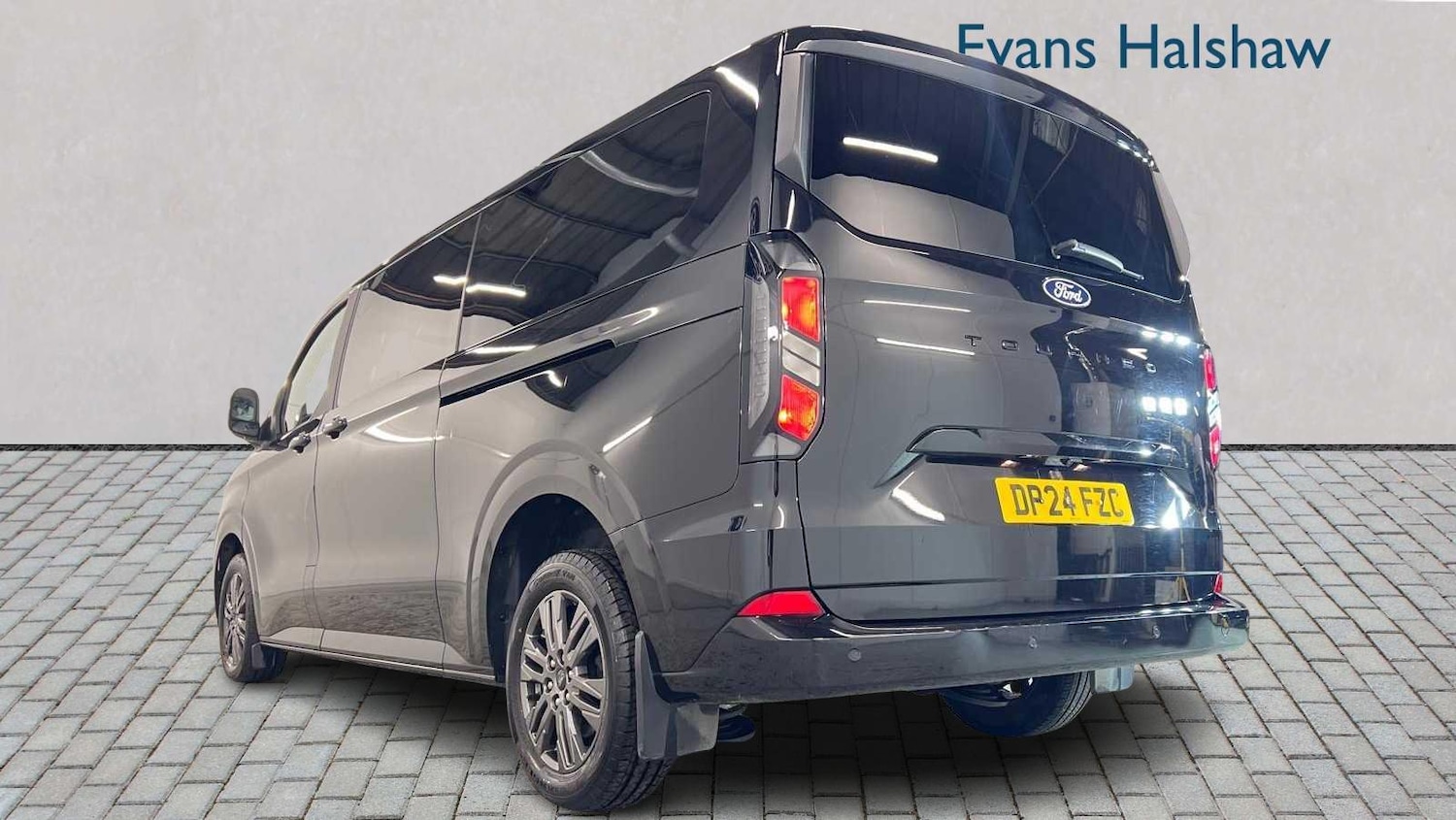 Used Ford Tourneo Custom 2024 for sale - 76875833: Photo 10