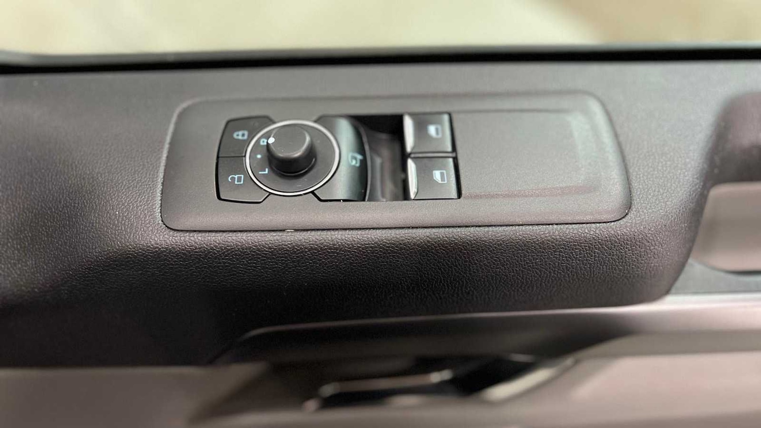 Used Ford Tourneo Custom 2024 for sale - 76875833: Photo 23