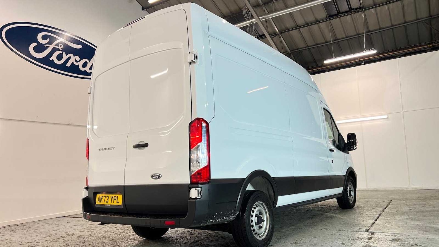 Used Ford Transit for sale - 77886107: Photo 8
