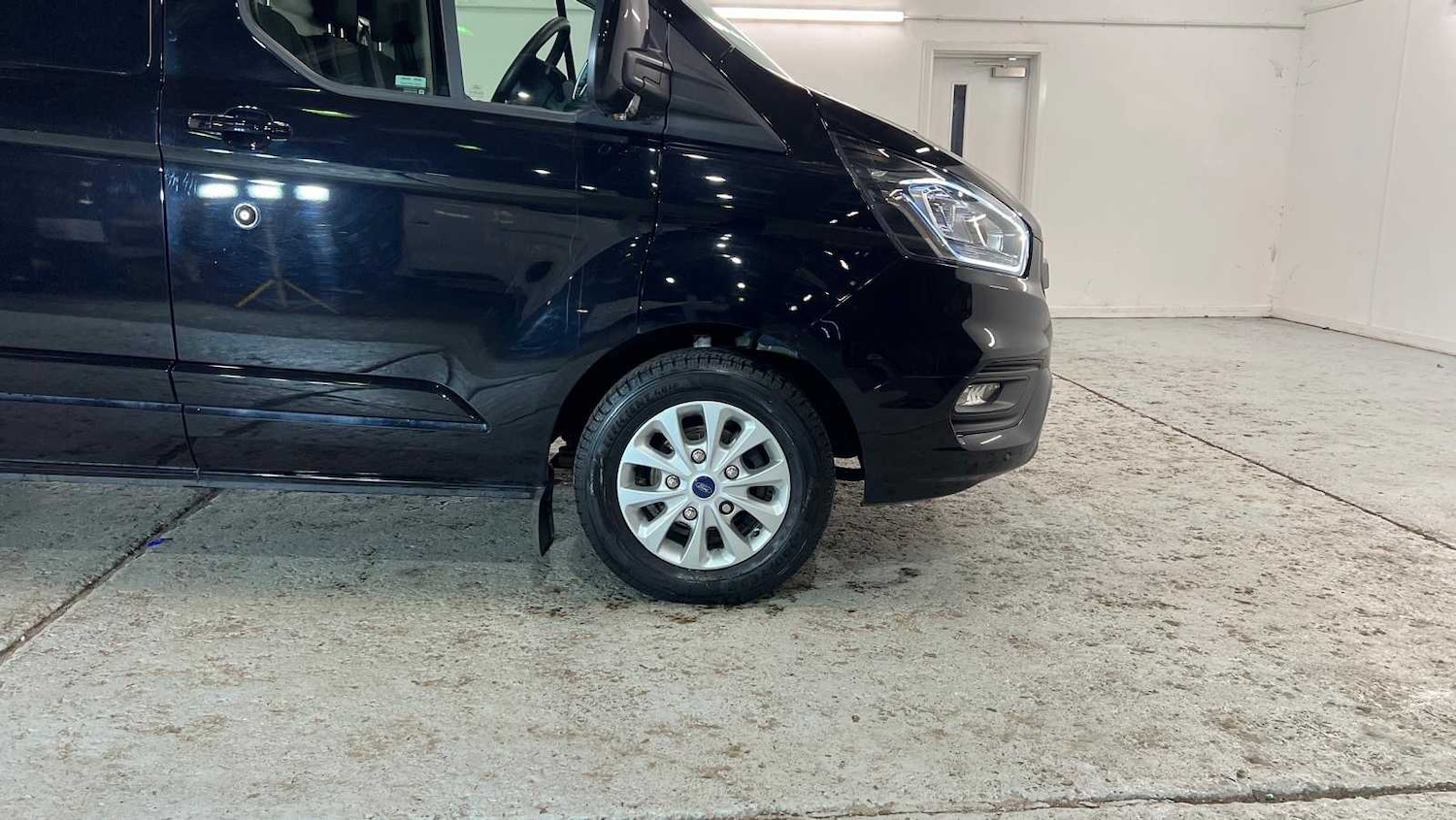 Used Ford Transit Custom 2023 for sale - 77058311: Photo 21