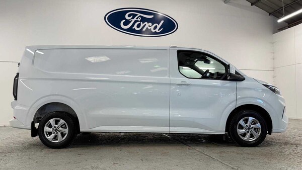Used Ford Transit Custom 2024 for sale - 75317307: Photo 2