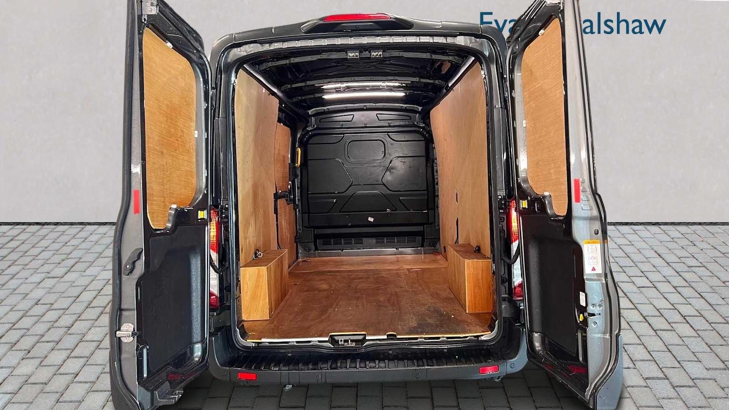 Used Ford Transit 2025 for sale - 77480670: Photo 2