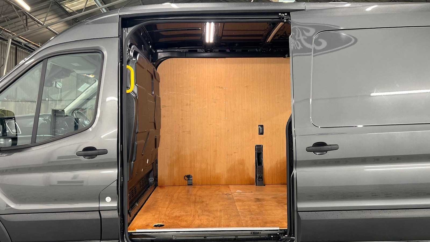 Used Ford Transit 2025 for sale - 77480670: Photo 3