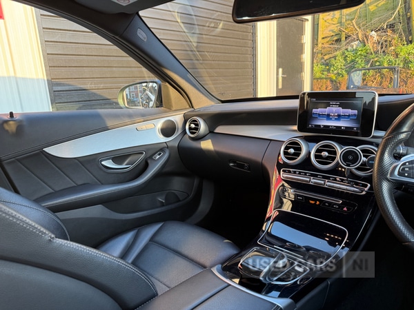 Used Mercedes-Benz C Class 2015 for sale - 77970956: Photo 10