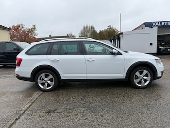 Used Skoda Octavia 2019 for sale - 76284802: Photo