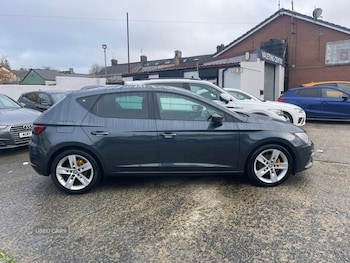 Used SEAT Leon 2019 for sale - 76539328: Photo