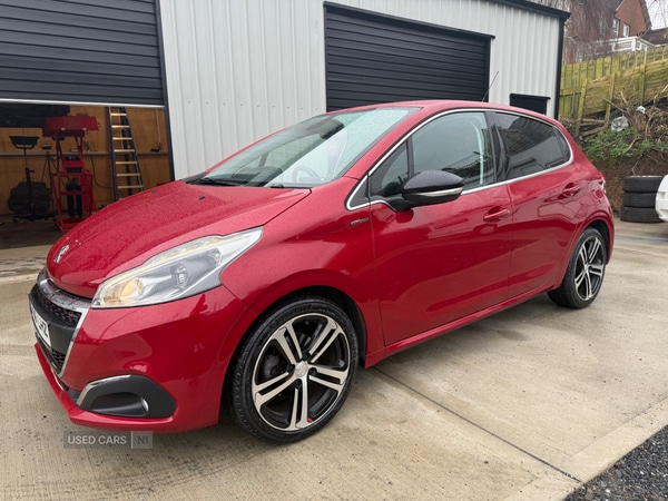 Used Peugeot 208 2017 for sale - 77613180: Photo 2