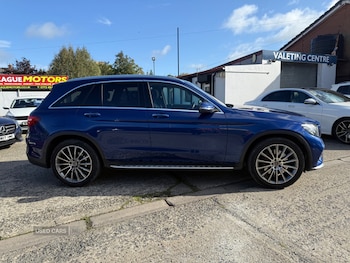 Mercedes-Benz - GLC
