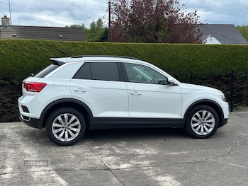 Used Volkswagen T-Roc 2021 for sale - 78623708: Photo