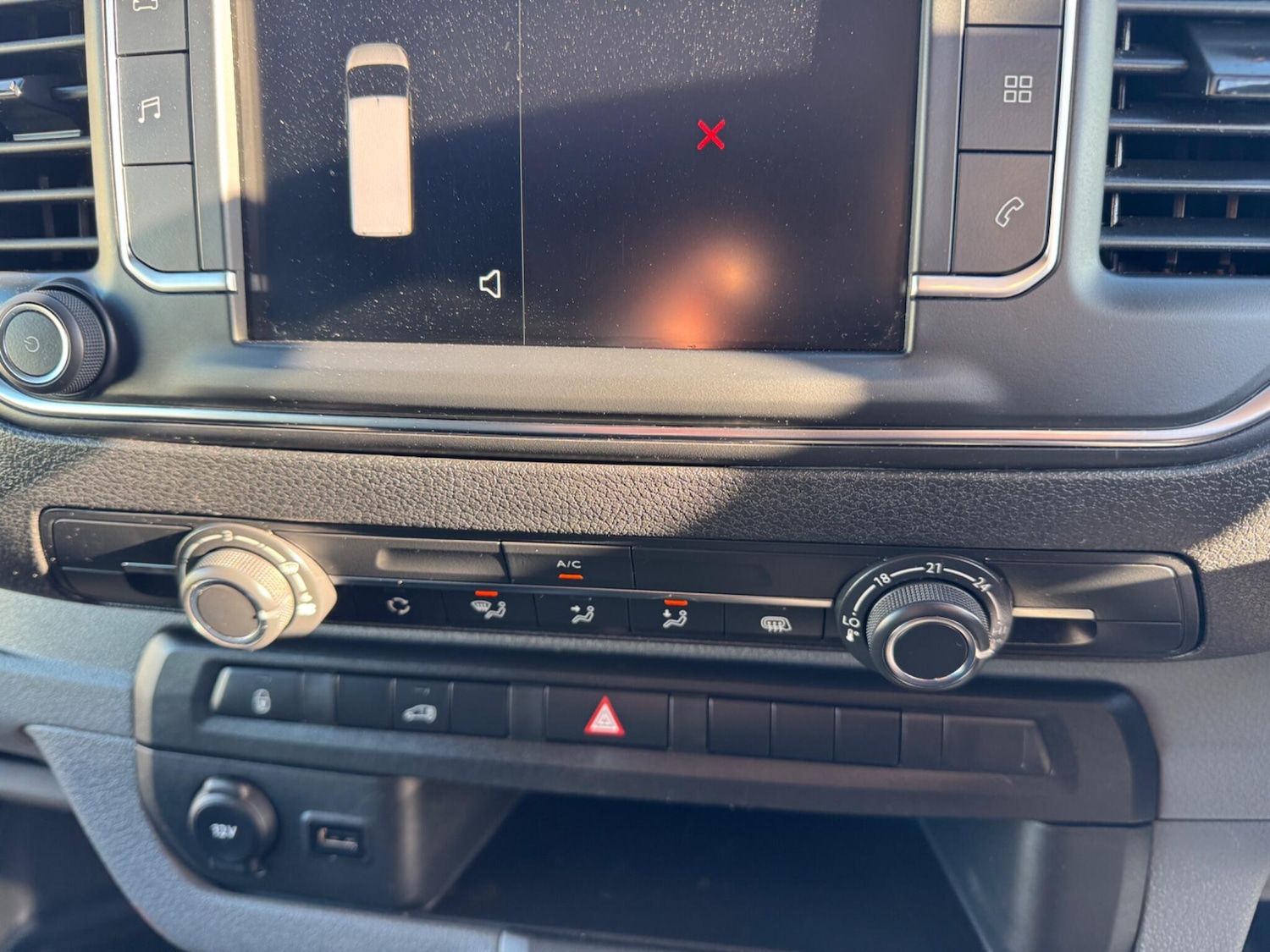 Used Vauxhall Vivaro 2021 for sale - 76701630: Photo 12