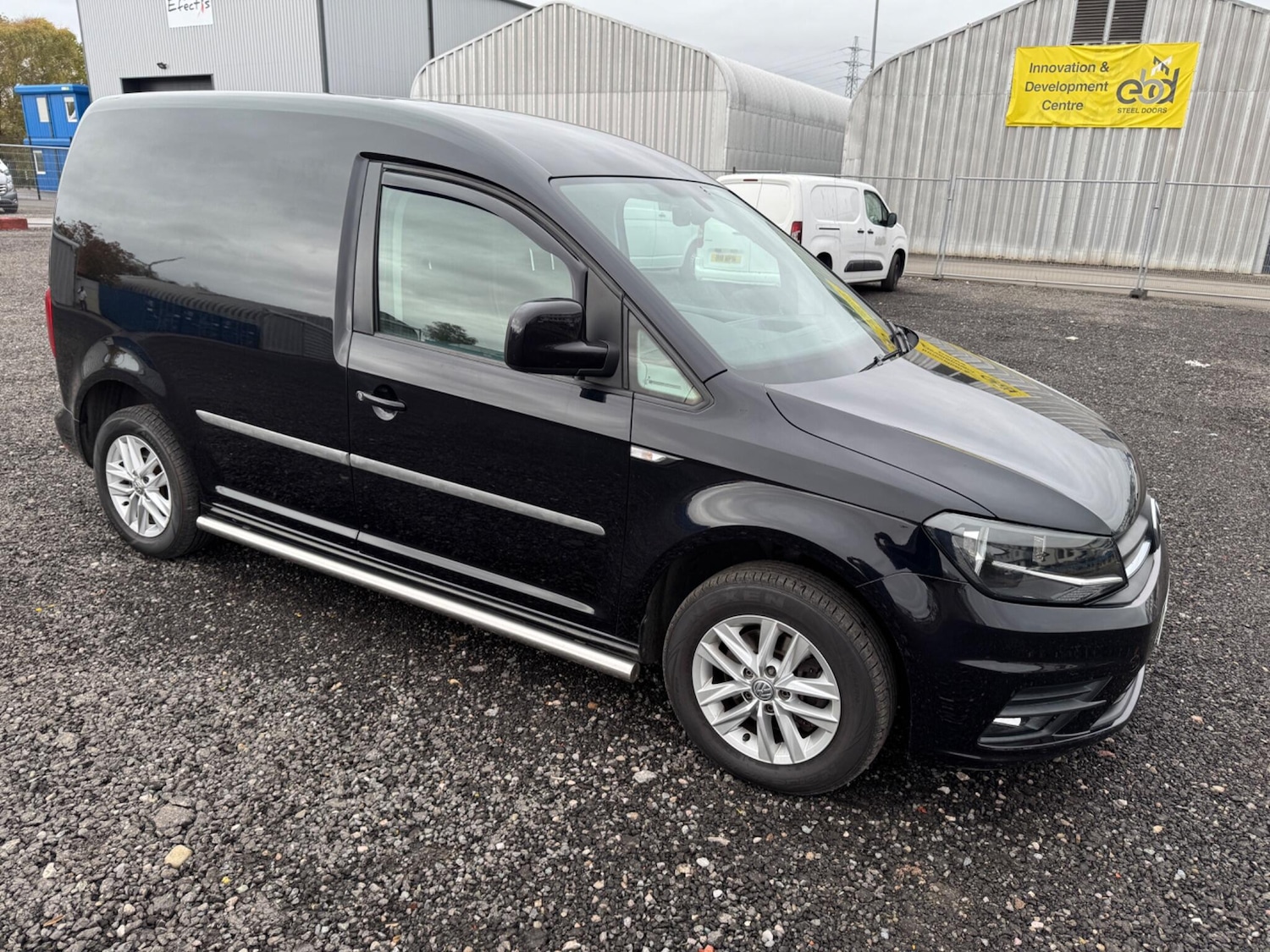 Used Volkswagen Caddy 2017 for sale - 76473434: Photo 1