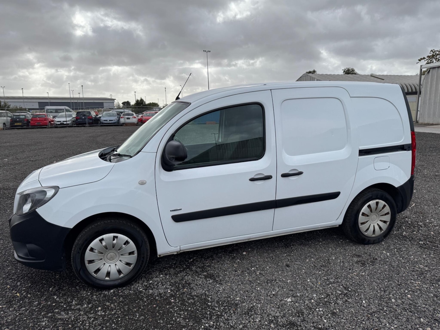 Used Mercedes-Benz Citan 2015 for sale - 77377578: Photo 2