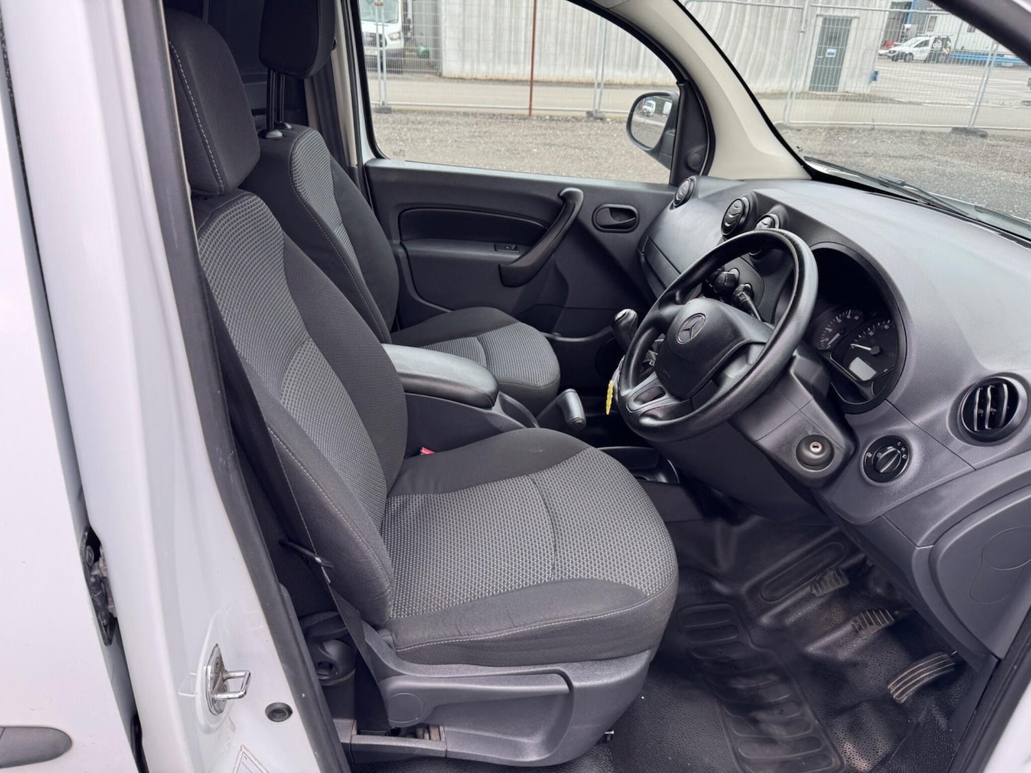 Used Mercedes-Benz Citan 2015 for sale - 77377578: Photo 8