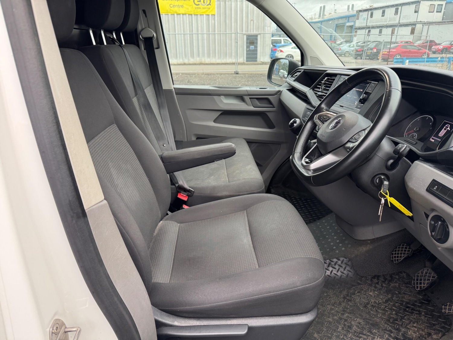 Used Volkswagen Transporter 2020 for sale - 76992441: Photo 9