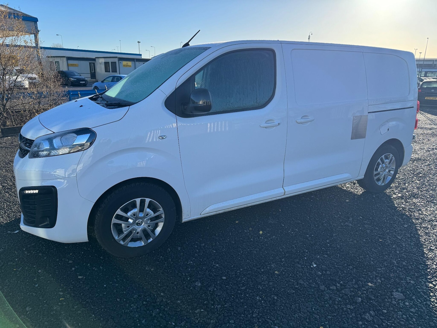Used Vauxhall Vivaro 2022 for sale - 77098137: Photo 3