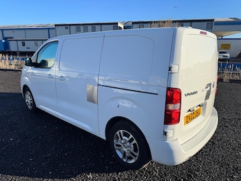 Used Vauxhall Vivaro 2022 for sale - 77098137: Photo