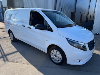 Mercedes-Benz - Vito