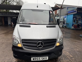 Mercedes-Benz Sprinter feature image