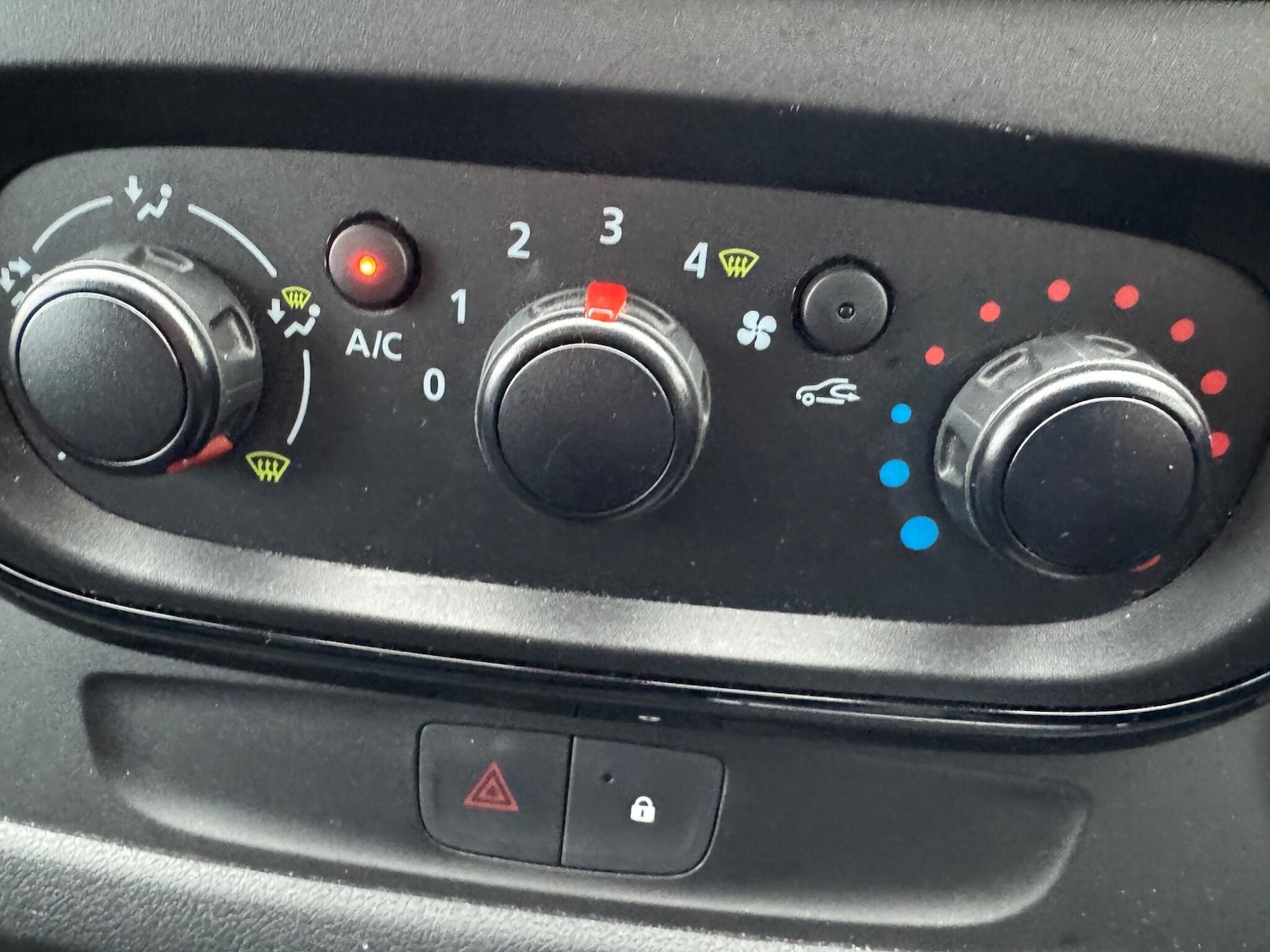 Used Vauxhall Vivaro 2019 for sale - 77377033: Photo 12