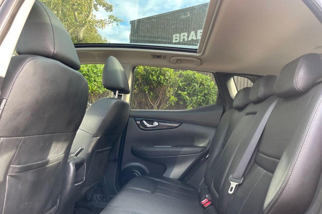 Used Nissan Qashqai 2016 for sale - 76202604: Photo 14