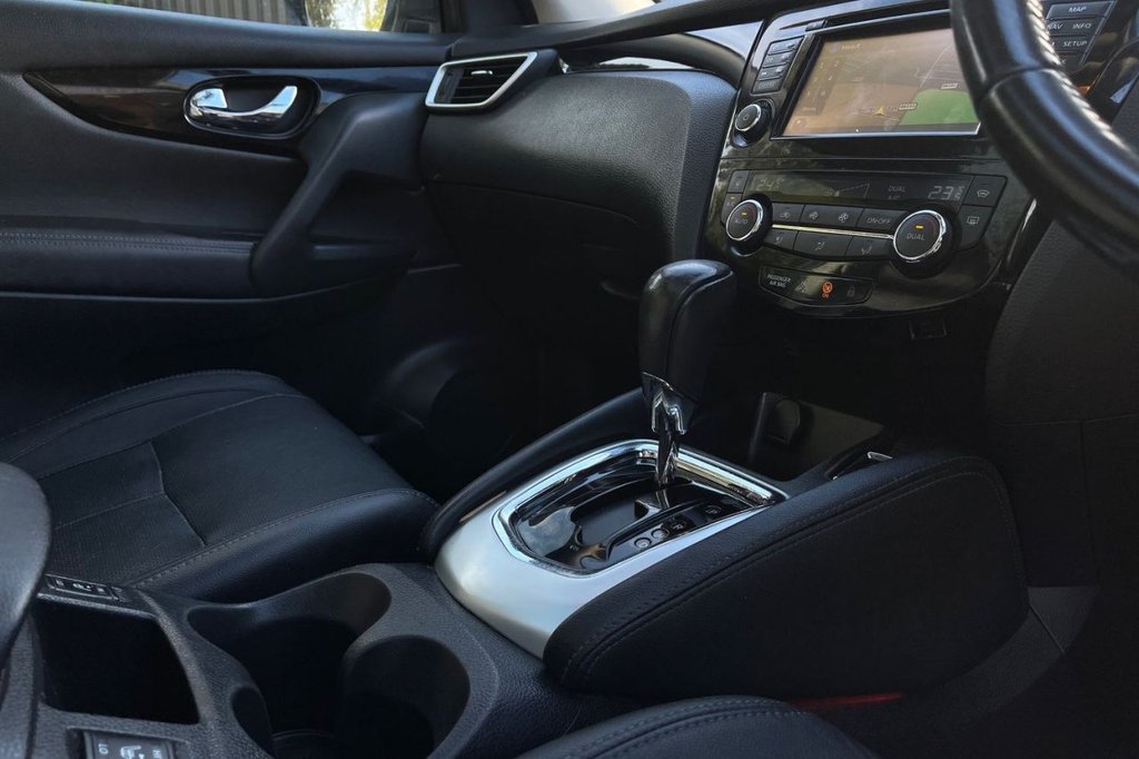 Used Nissan Qashqai 2016 for sale - 76202604: Photo 19
