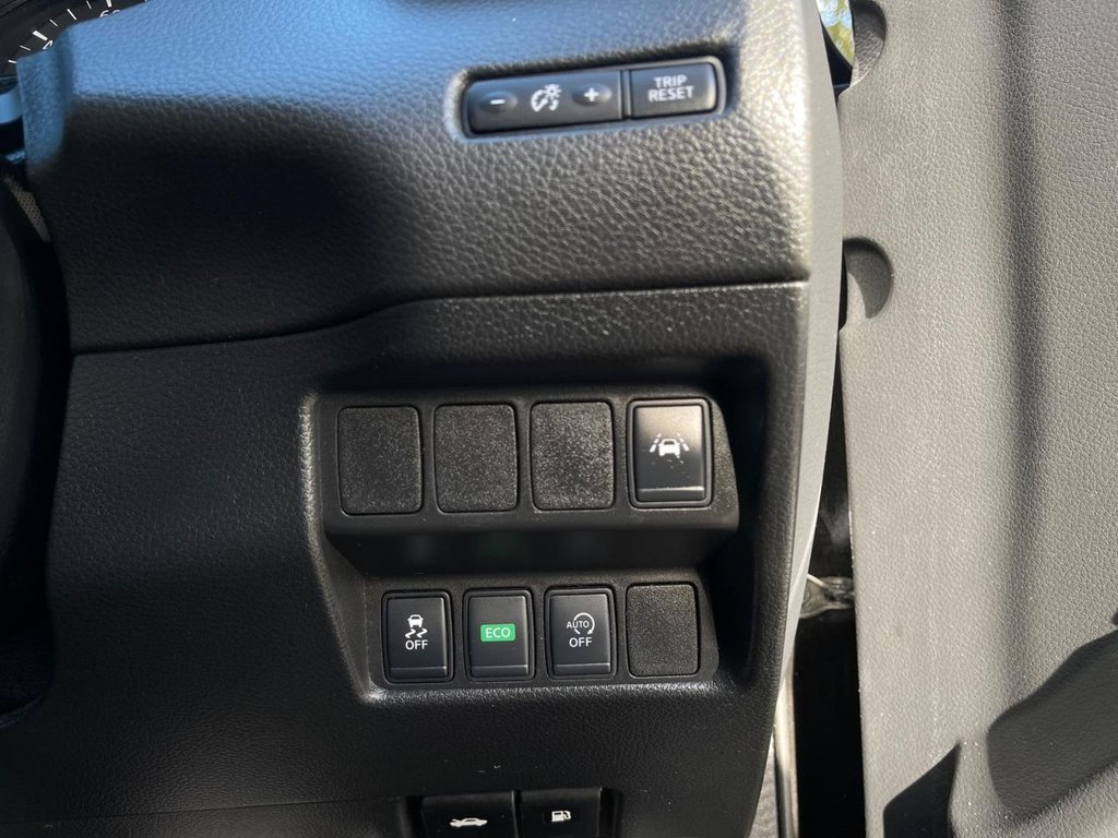 Used Nissan Qashqai 2016 for sale - 76202604: Photo 35
