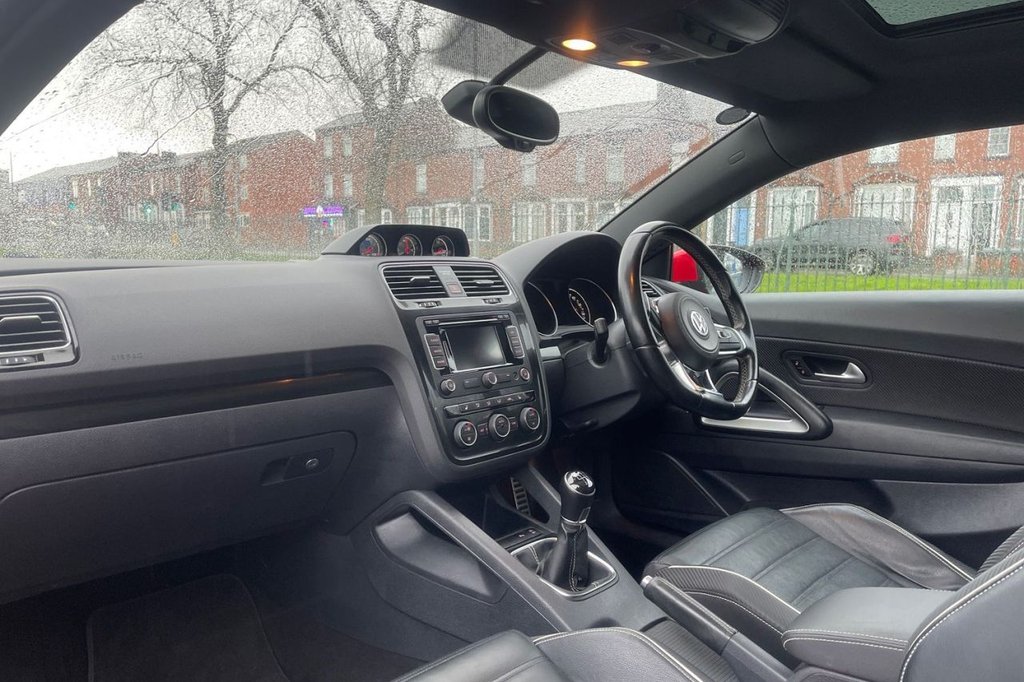 Used Volkswagen Scirocco 2015 for sale - 77200539: Photo 10