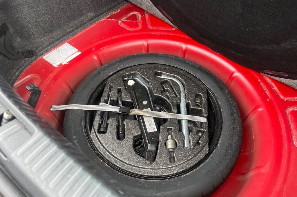 Used Volkswagen Scirocco 2015 for sale - 77200539: Photo 16