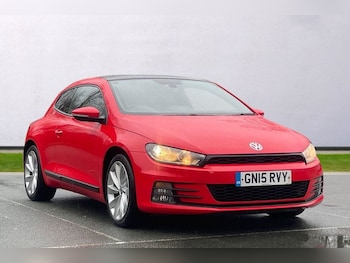 Used Volkswagen Scirocco 2015 for sale - 77200539: Photo