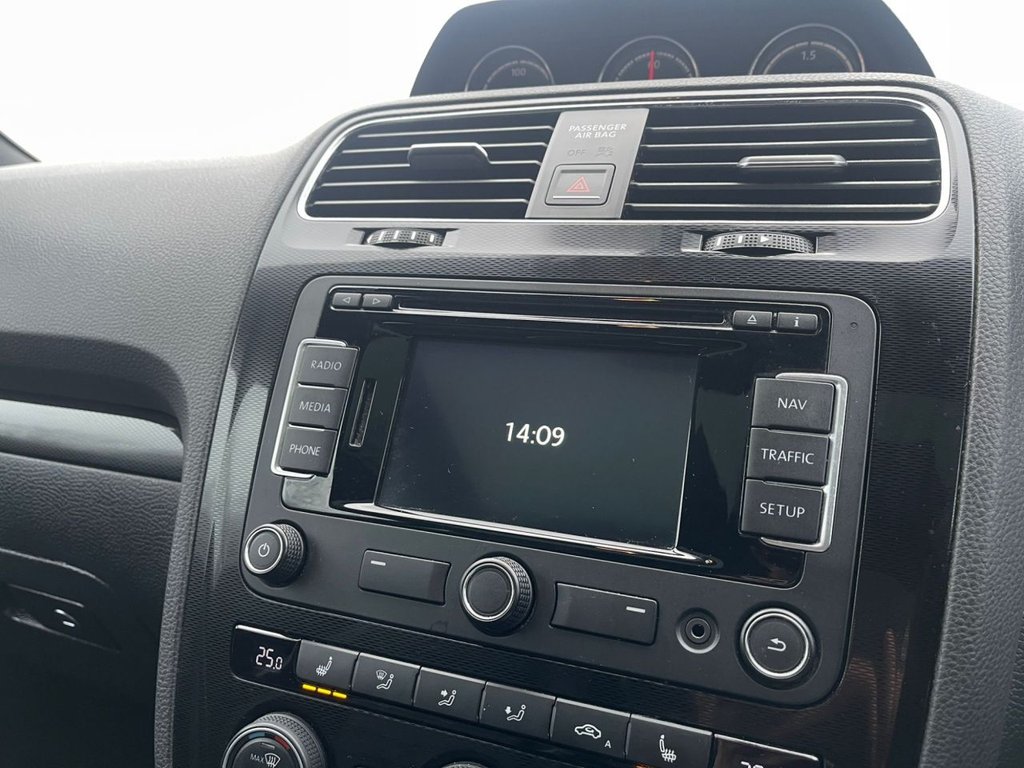 Used Volkswagen Scirocco 2015 for sale - 77200539: Photo 39