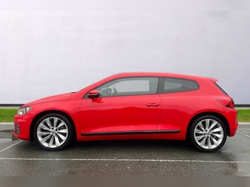 Used Volkswagen Scirocco 2015 for sale - 77200539: Photo