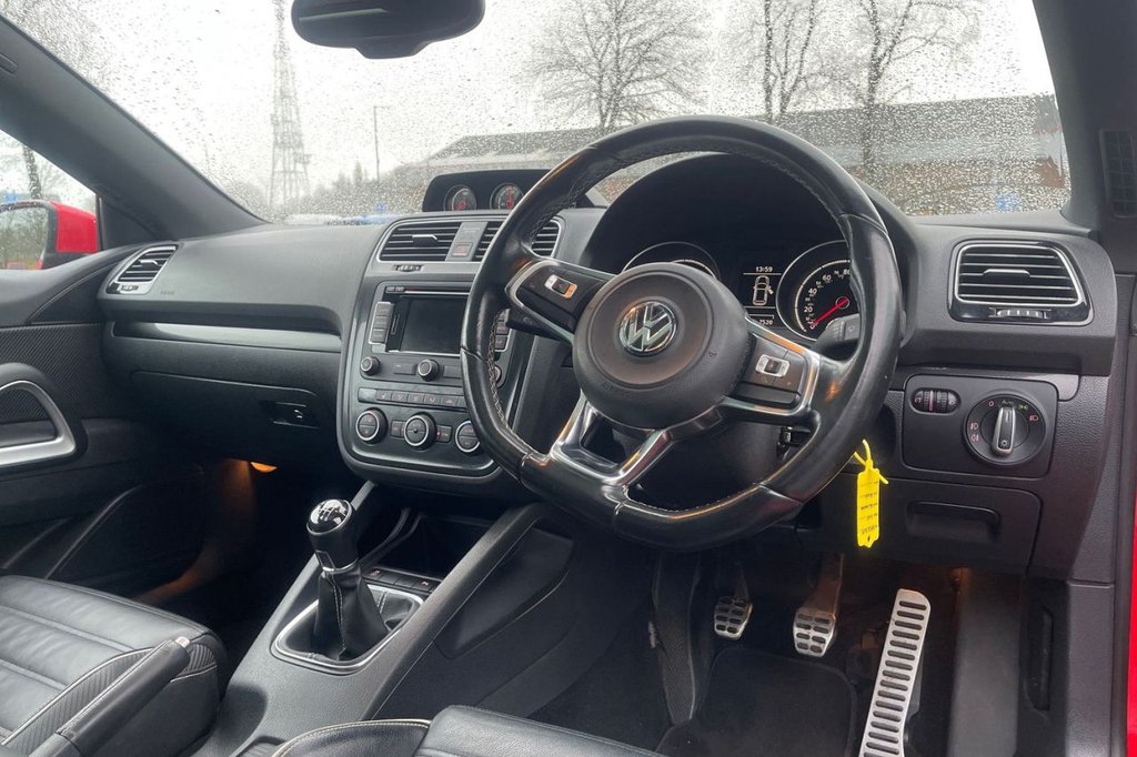 Used Volkswagen Scirocco 2015 for sale - 77200539: Photo 9