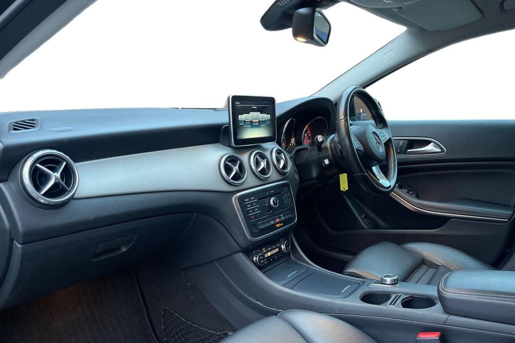 Used Mercedes-Benz GLA 2016 for sale - 77593854: Photo 10